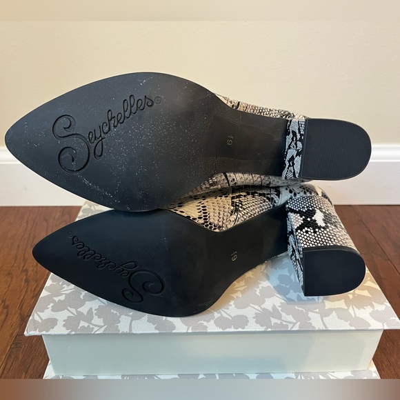 Seychelles Python Booties - Picture 4 of 4